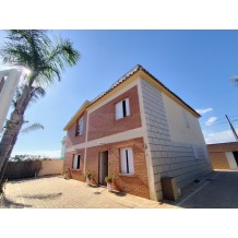 Villa in Vendita con 600 mq di spazio esterno a Scoglitti - Costa Esperia a 700 metri dal mare