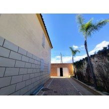 Villa in Vendita con 600 mq di spazio esterno a Scoglitti - Costa Esperia a 700 metri dal mare