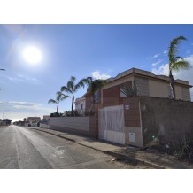 Villa in Vendita con 600 mq di spazio esterno a Scoglitti - Costa Esperia a 700 metri dal mare
