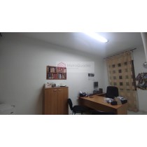 Locasi Studio / Ufficio al piano terra a Vittoria - Zona Emaia