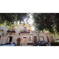 Casa da Demolire di 300 mq - Vittoria, Piazza Giordano Bruno